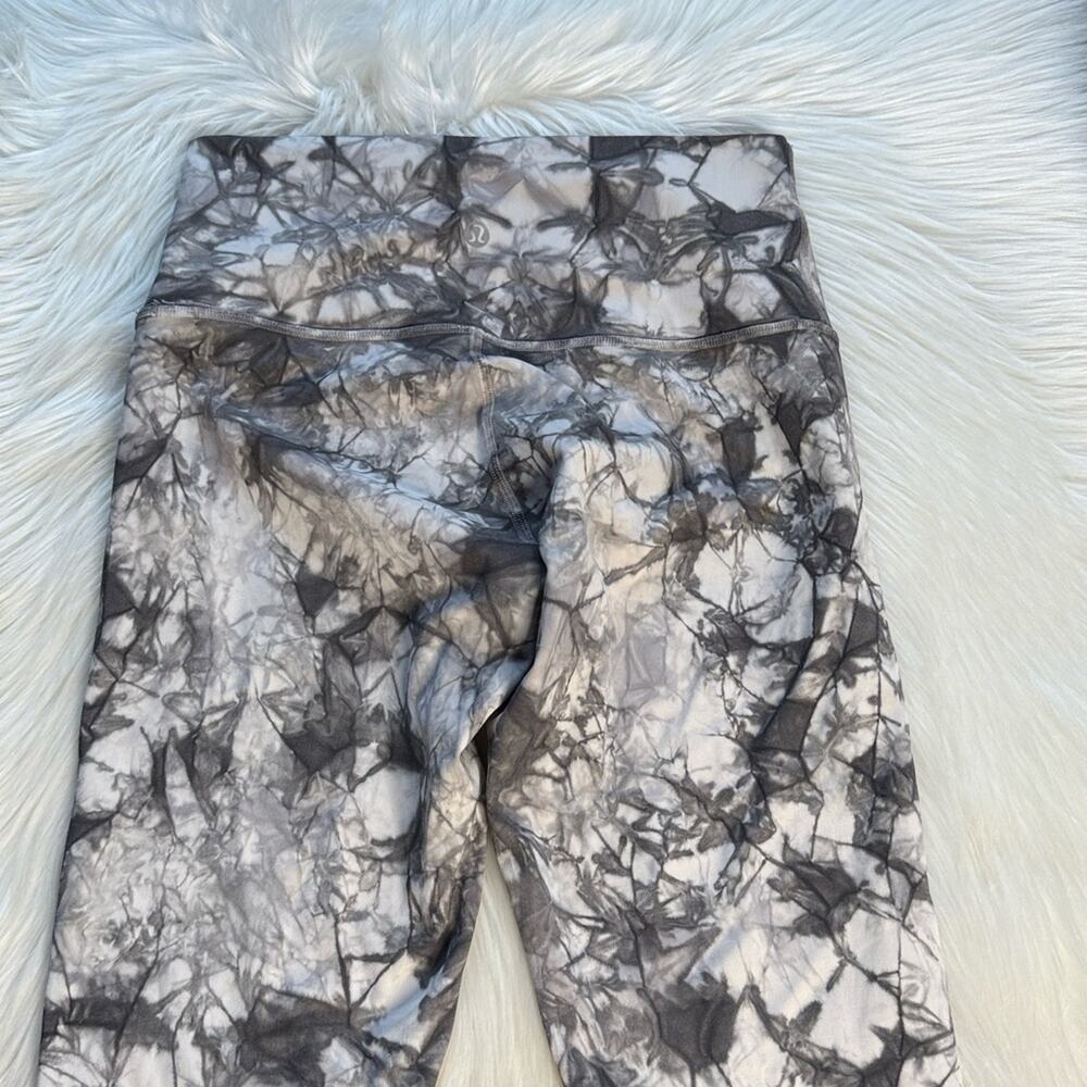 Lululemon Wunder Under High Rise Dual Shibori Tights - Picture 7 of 7